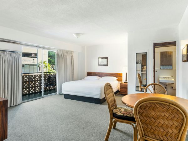 Royal Grove Waikiki